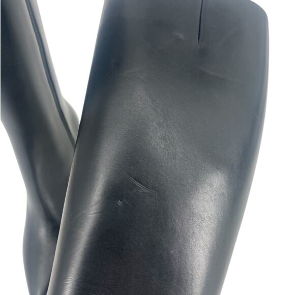 Christian Louboutin Kate Botta 85mm Leather Knee High Boots in Black - Picture 13 of 16